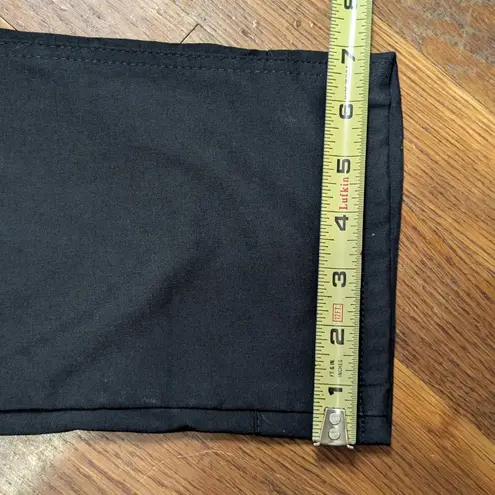 Wrangler  ATG All Terrain Gear Women’s Khaki Cargo Pants 8  Mid Rise