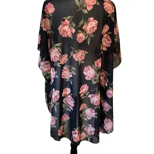 Live 4 Truth . Sheer Kimono/Duster. Size Small Black w/roses. Polyester. - Image 3