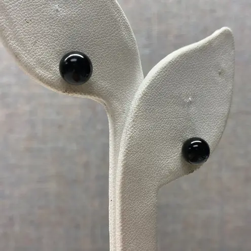 14K Gold Round Black Onyx Stud Earrings Classic Everyday Minimalist Modern