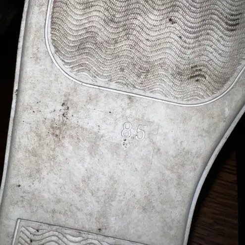 Soda Womens Sneakers Tennis Shoes Slip Ons Black and White Size 8.5