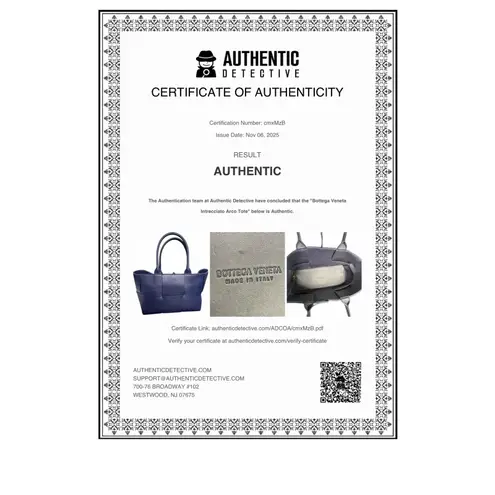 Bottega Veneta Small Arco Intrecciato Leather Tote in Cruise