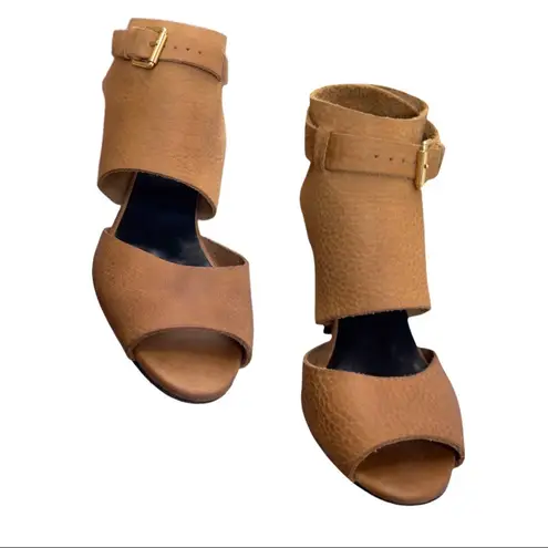 PIERRE HARDY size 7 or 6.5 EU 37 Leather Sandal Heels