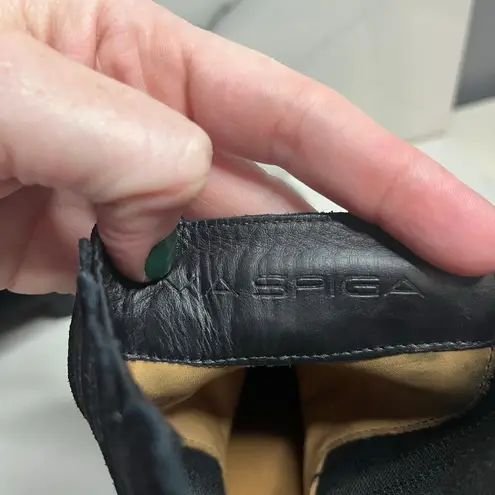 via spiga Women's Classic Black Suede Lug Sole Pull On Erisa Chelsea Boot Sz 8.5