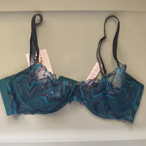 Savagexfenty NWT Savage x Fenty ‘Shining Star’ embroidered plunge bra, size 36D