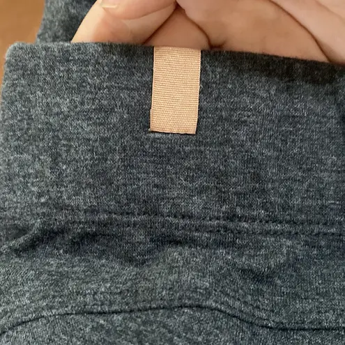 Lunya charcoal grey hue Restore pocket leggings pima cotton blend size XS Gray