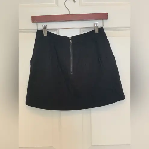 Cope Black Pleated Front Uniform Mini Skirt. Size 0