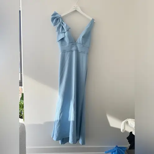 Mac Duggal Sleeveless V Neck Bow Detail Mermaid Gown in Powder Blue 6