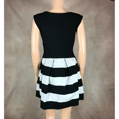 The Impeccable Pig Striped Dress Size MEDIUM