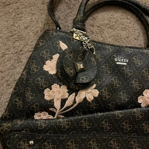 Guess  large floral tote bag