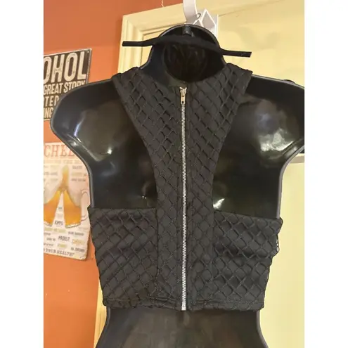 Love Culture S Black Fishnet Crop Tank Top