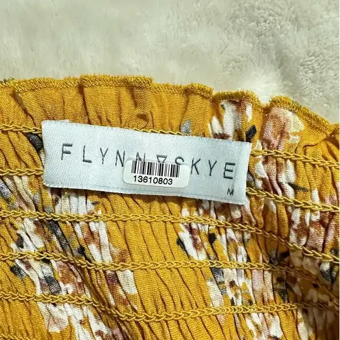 Flynn Skye Justine Romper Women's Medium Orange Floral Puff Sleeve Smocked RTR