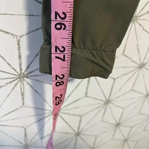 on cloud  Active Pant Green