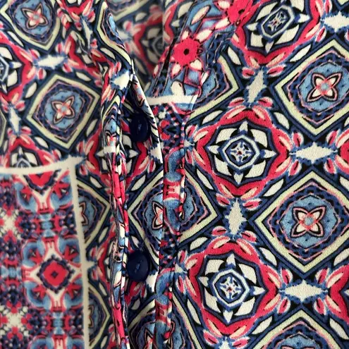 Violet+Claire Sleeveless Top Blue Pink Size 2X