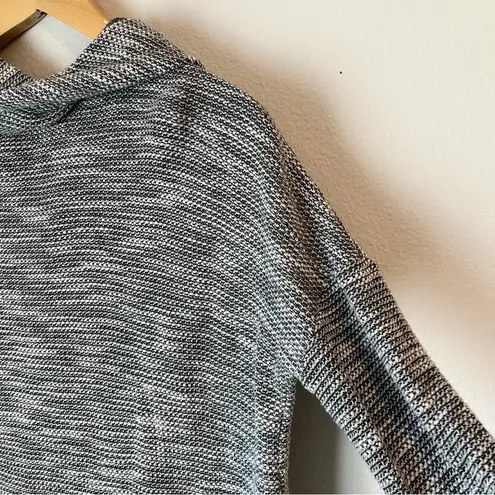 Beyond Yoga Fly Away Split Open Back Hoodie knit Pullover