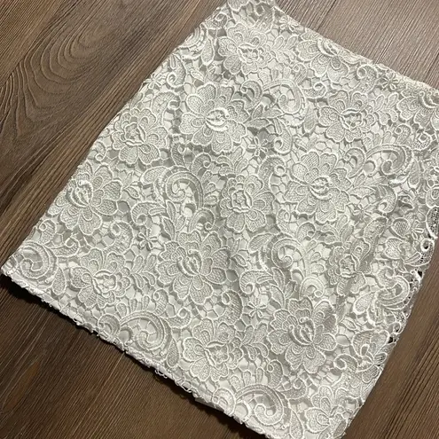 Misha collection rose lace set in white Size XS