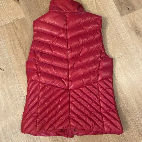 Talbots  Cherry Red Down-Filled Full Zip Puffer Vest Size S Small Petite Cozy