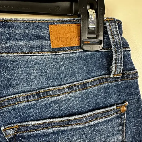 Judy Blue Jeans Women’s 27 Blue Aggie Mid-Rise Thermal Patch Boyfriend Fit