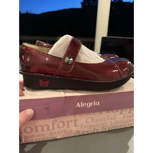 Alegria Leather Slip-On Mary Janes Faye Cherry Bomb Patent Size 37 US 7-7.5