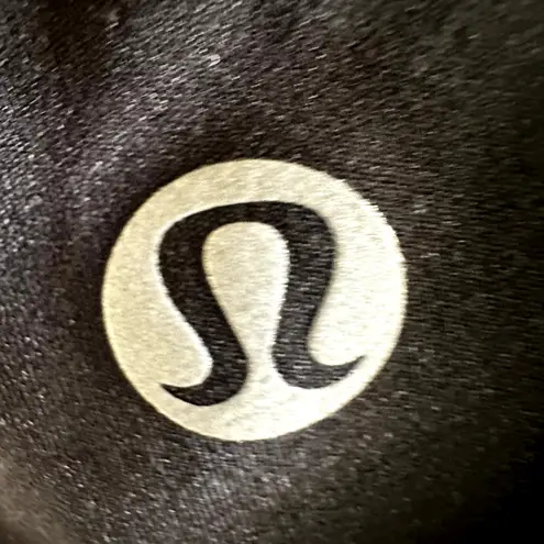 Lululemon Run The Day Crop Leggings High Rise Pocket Nulux Wicking Black 6