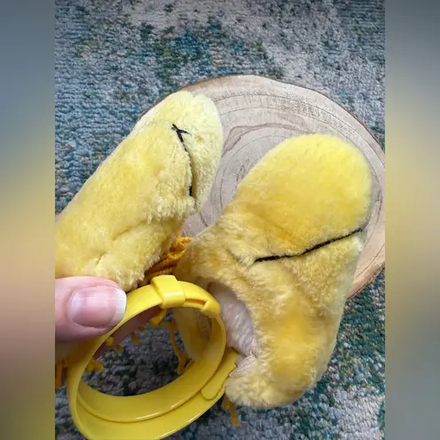 Vintage Woodstock Snoopy Peanuts plush winter ear muffs Yellow