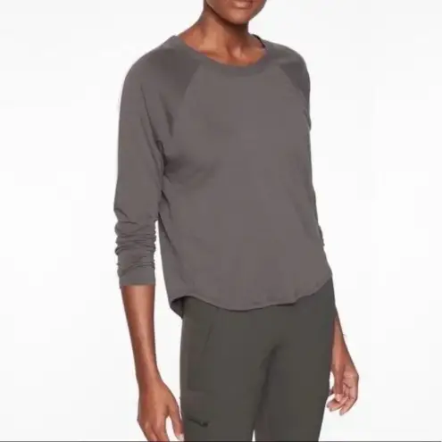 Athleta  Gray Topanga Long Sleeve Athletic‎ Top