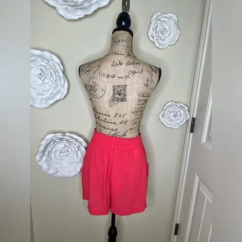 BCBGeneration Bright Coral Elastic Waistband High Waist Shorts Size Medium Pink