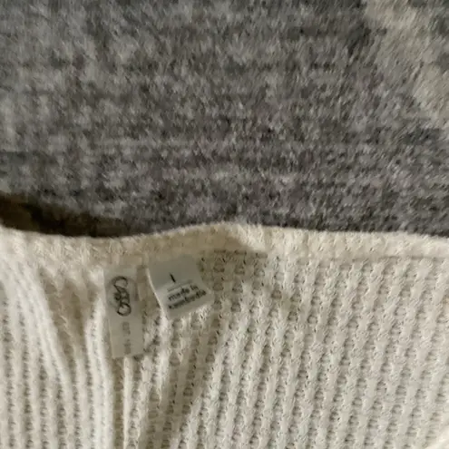 Catos Size M Waffle Knit Top Patchwork Floral and yellow Hi/Lo Cute Comfort NWOT Size L