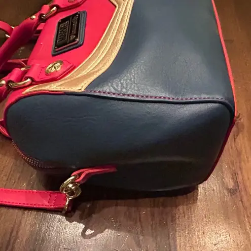 Lounge Fly Marvel Captain Marvel Satchel Bag Purse & Matching Floral Wallet Set