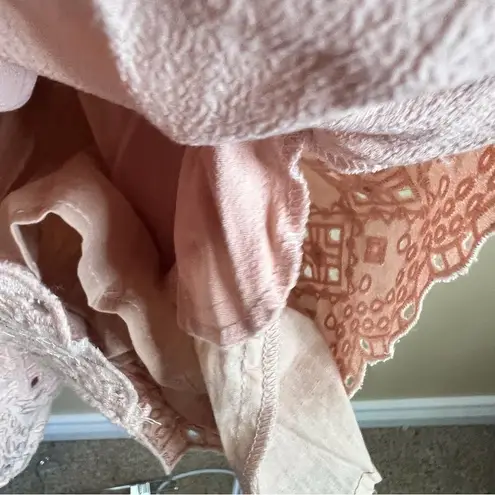 Lost + Wander Womens Eyelet Crocheted Lace Romper Dusty Pink Size Small Dressy