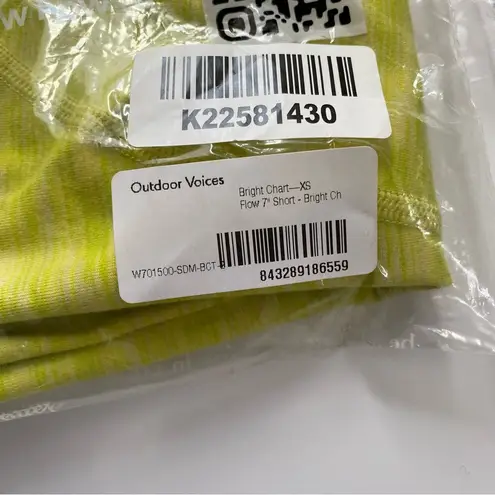 Outdoor Voices  Flow 7" Short Bright Chartreuse Size XS - Image 4