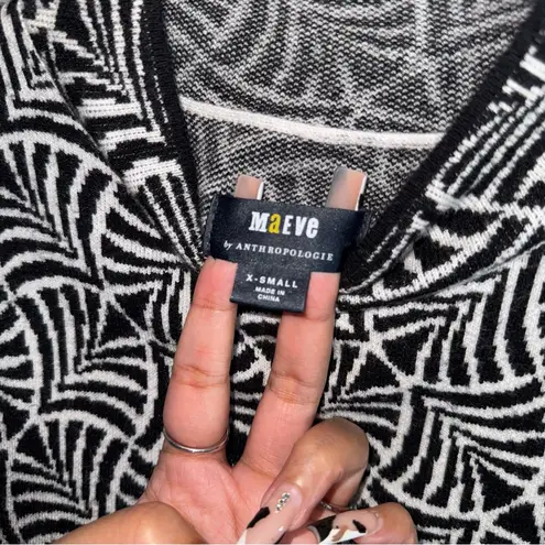 Maeve Anthropologie Maria Black White Geo Knit Sleeveless Mockneck Crop Sweater