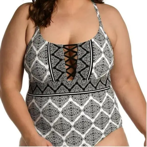 La Blanca Swimsuit Size 18W Oasis Strappy One Piece Mio NWT Paisley B&W Plus