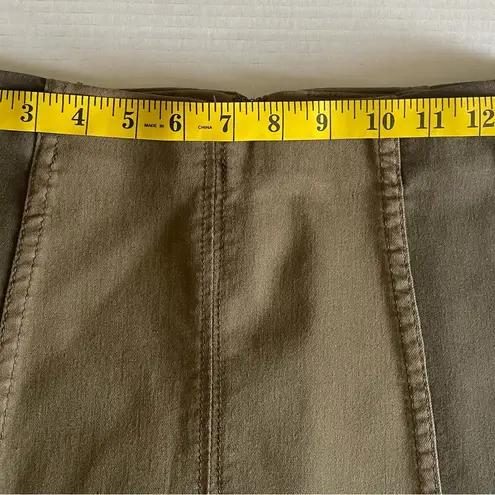 Free People  Denim Bi Color Olive Green Skirt Size: 4