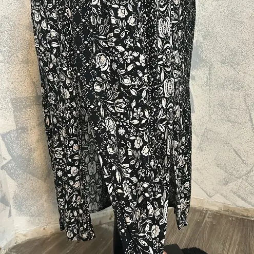 Mimi Chica Sleeveless Black Floral Dress size S