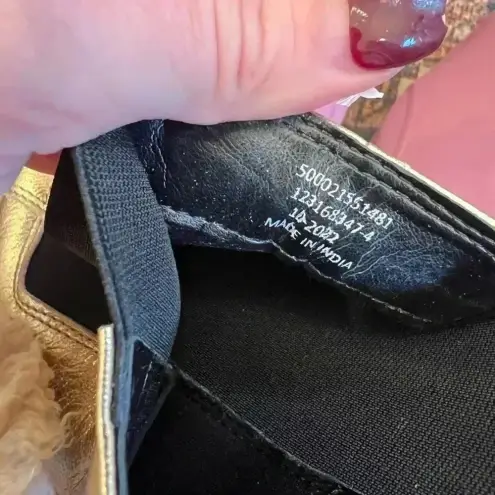 Topshop  gold booties. Size 10nwot