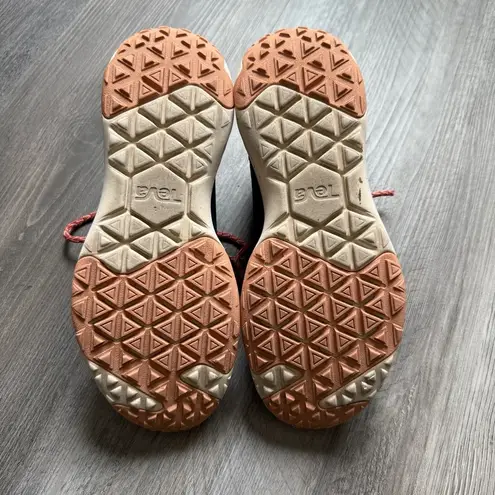 Teva Shoes Arrowood 2 Knit 6.5 Women’s Navy Coral Sneakers