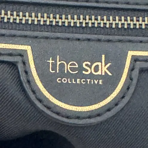 The Sak Collective LADERA Cream Pebbled Leather Crossbody Bag Purse Tassled Silver