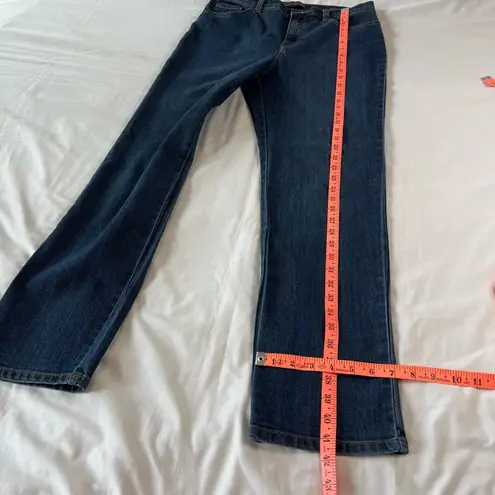 Gloria Vanderbilt Women's Amanda Jeans 10 Medium Wash Straight Leg