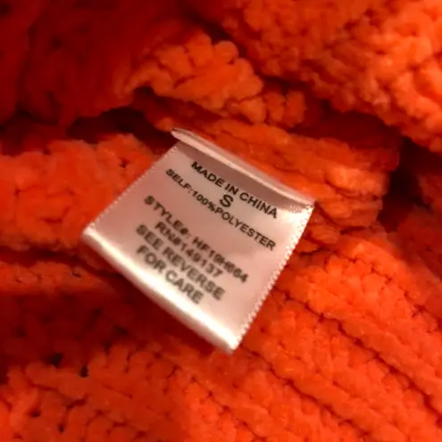 HYFVE Mock Neck Crop Cable Knit Sweater Orange S