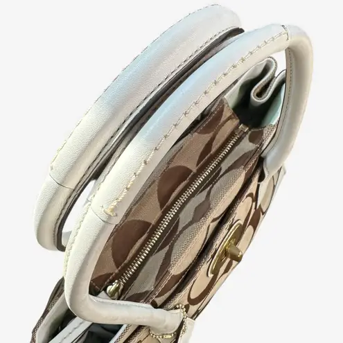 Coach Y2K Hampton Madeline Shoulder Bag