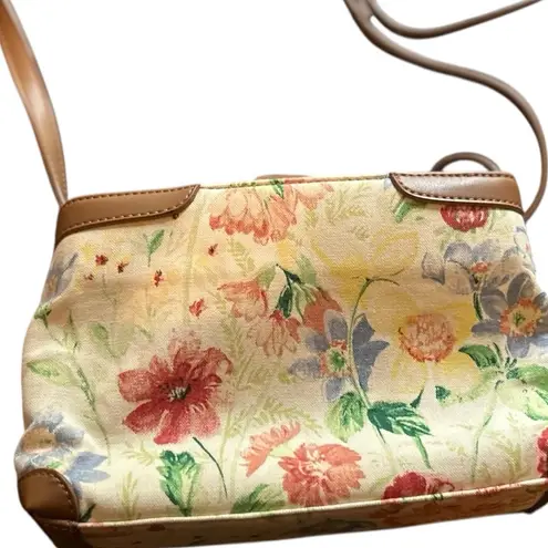 Relic Women's Floral small Crossbody Bag Multicolor Adjustable Strap