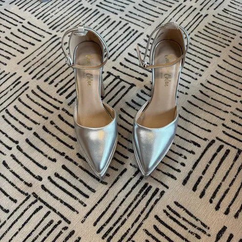 Chase and Chloe Silver Ankle Strap Platform Heels 6