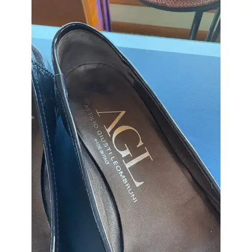 AGL Designer Pointed Toe Fringe Career Flats Navy Gold Leather Italian Size 6.5 Blue