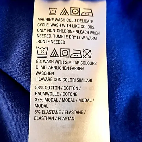 Isaac Mizrahi Women’s Rounded Short Sleeve Knit Top – Blue Size Medium NWOT