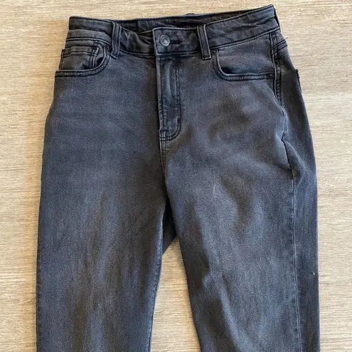 American Eagle Women’s  High Rise Mom Jean Size 00 Black Wash