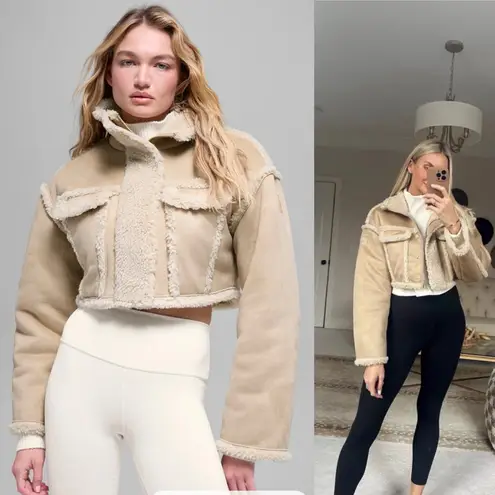 Alo Yoga NWT  Faux Shearling Cropped Snowfall Jacket Woodland Tan Size XS