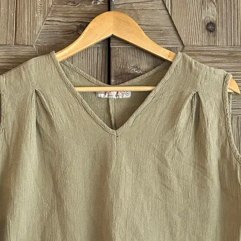 NWT Manta Del Lago Women's Sleeveless Top Khaki Size M Casual Boho Tan Size M