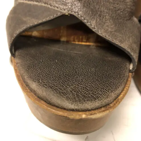 Vera Wang Lavender Label Leather Gladiator Heels Wooden Heels US 8 EU 39 Brown