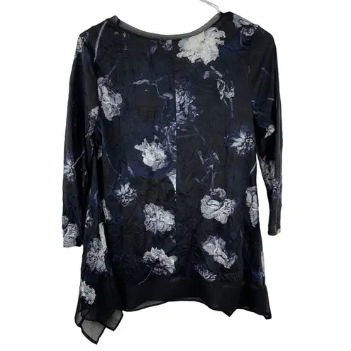 Simply Vera Wang Crinkle Floral Top Blouse Womens S Black 3/4 Handkerchief Hem Purple