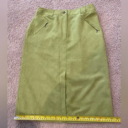 CLICK Kiwi Suede Front Slit Pencil Skirt Green Size 6